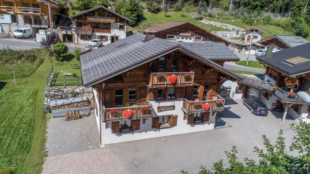 Bed And Breakfast Chalet Manava Morzine Exterior foto